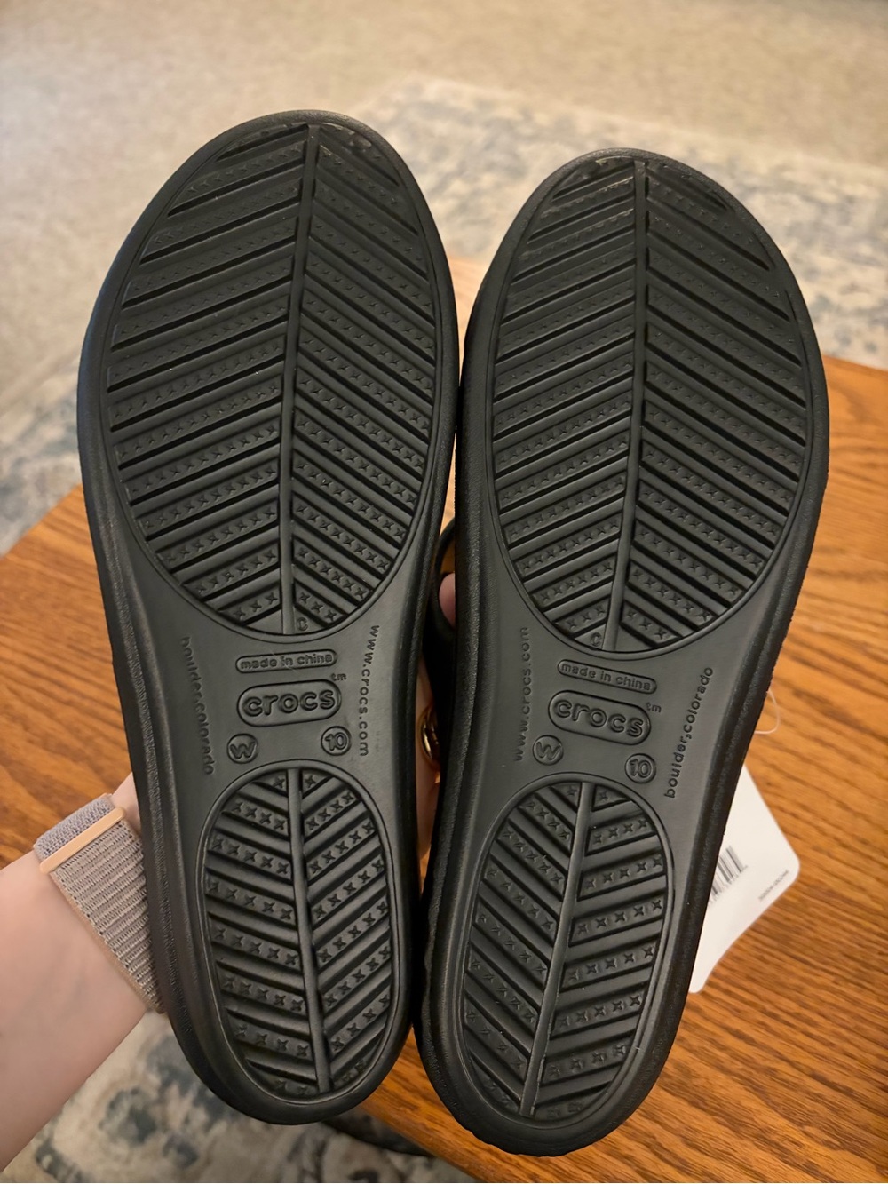 NWT Crocs Sanrah Sandals US 10 - Picture 3 of 4